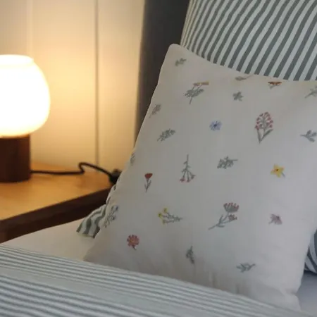 Lägenhet Nest Above The *